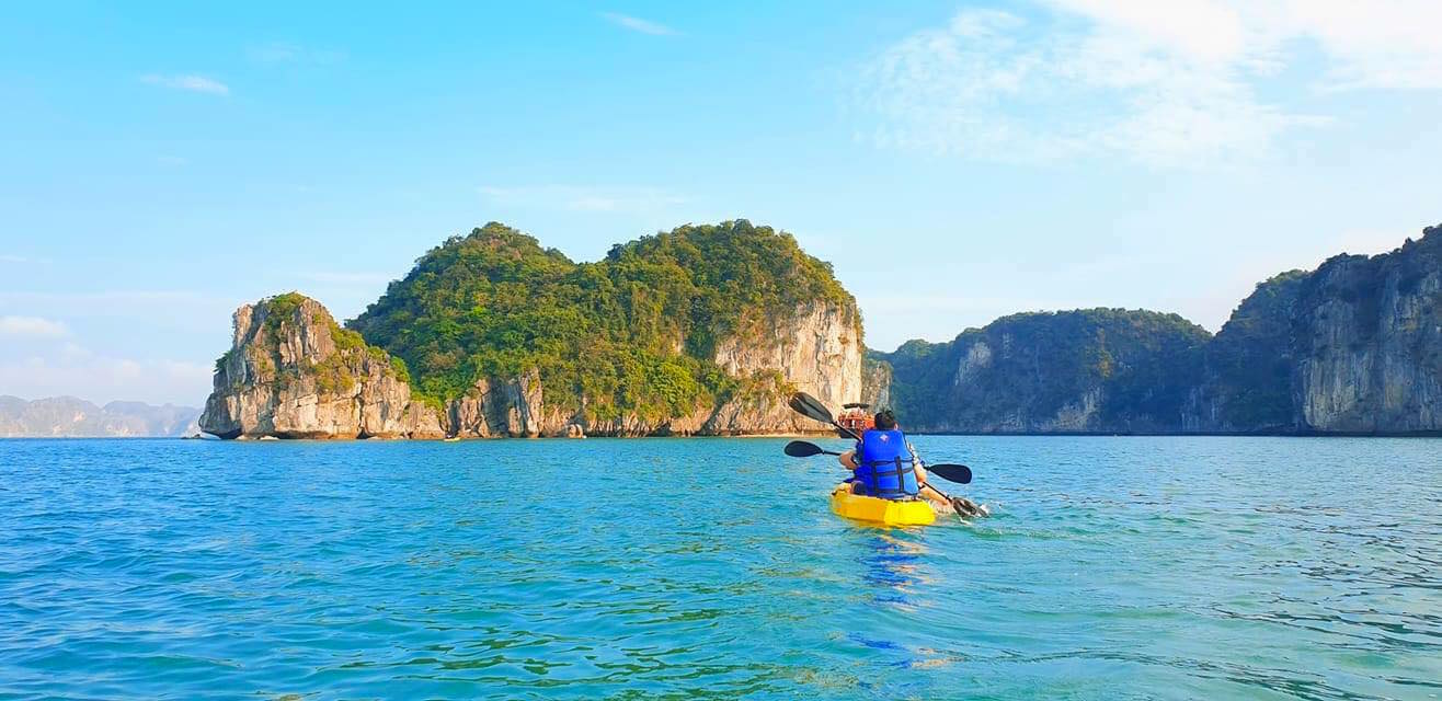 Chèo Kayak vịnh Lan Hạ