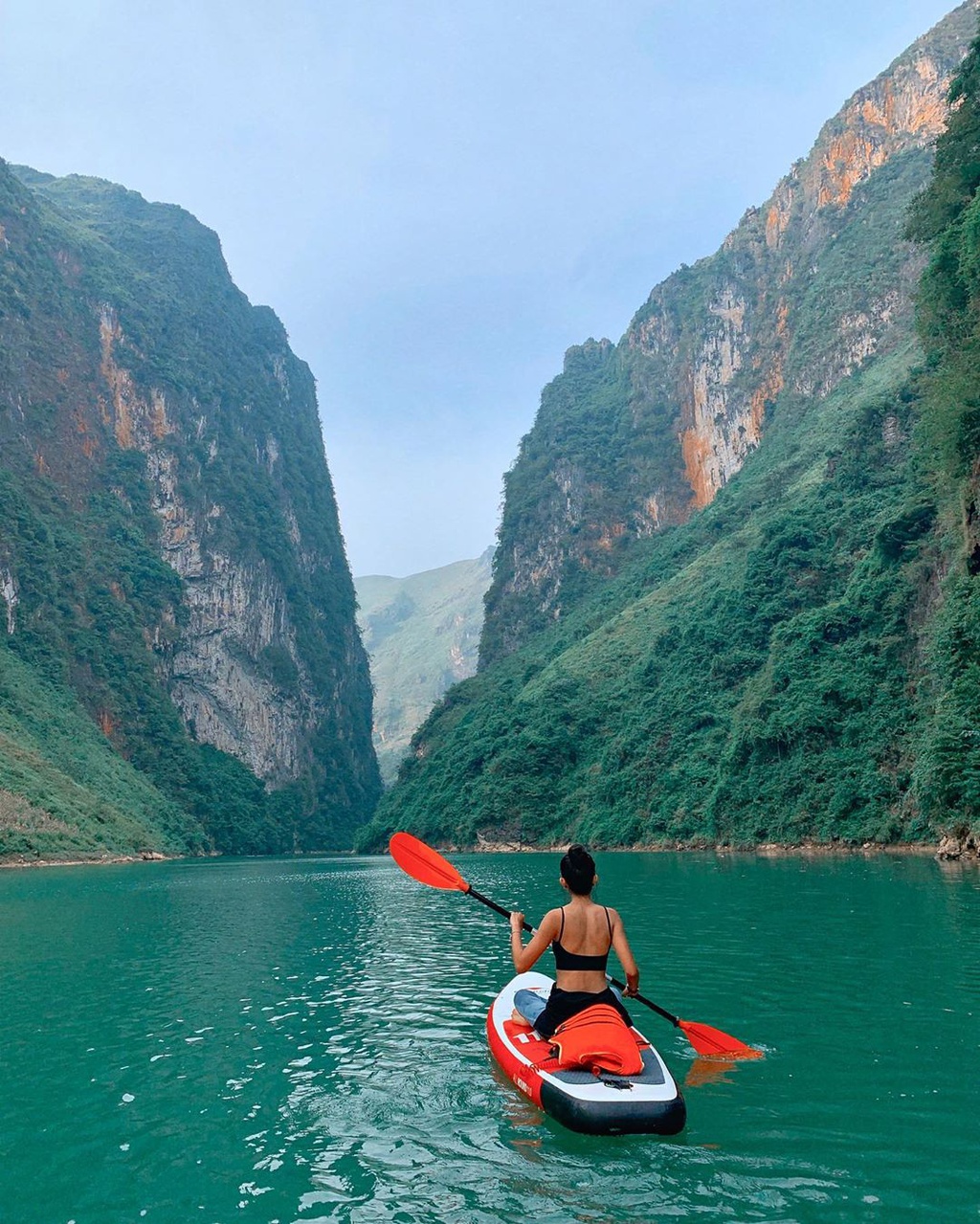chèo SUP sông Nho Quế